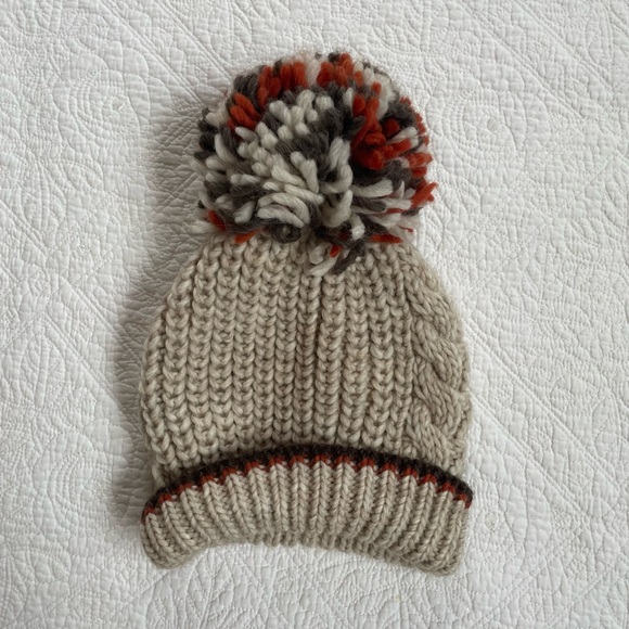 Gelso Bianco | Accessories | Gelso Bianco Wool Blend Pom Pom  display picture 2